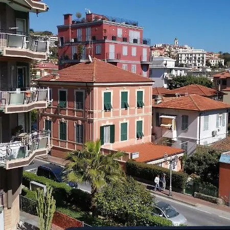 Casa Margherita, A Due Passi Dal Mare * Bordighera